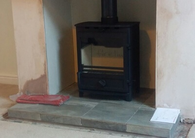 Charlton & Jenrick Fireline FX5W Multifuel Stove With A 316 Grade Liner, Solid Tiled Hearth & A Solid Oak Mantel - Sedgley, West Midlands